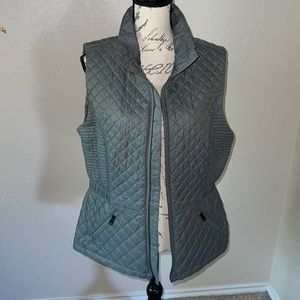 THE NORTH FACE FITTED VEST